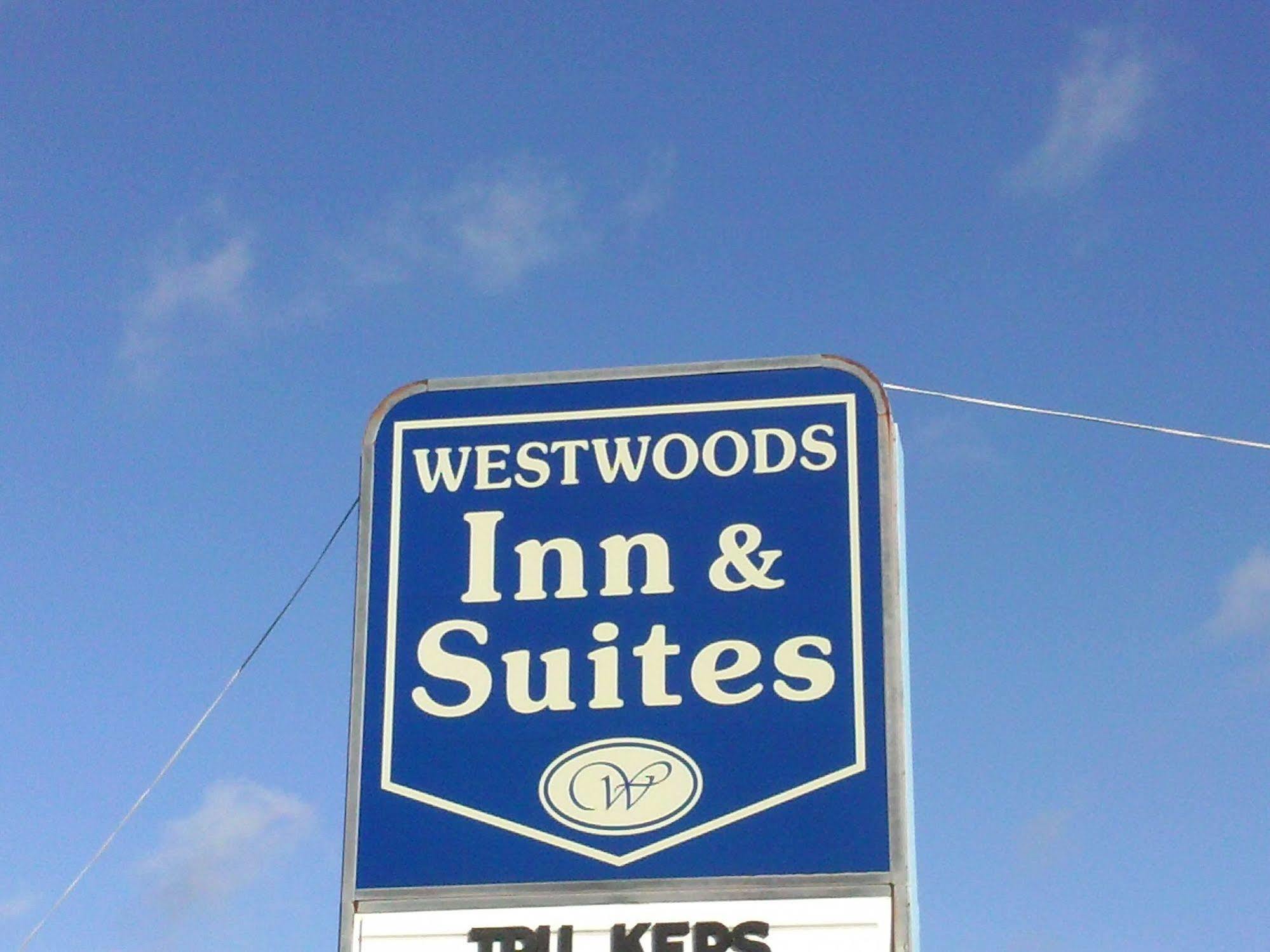 Westwoods Inn & Suites Woodhaven Eksteriør billede